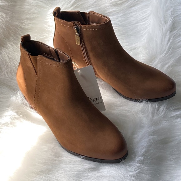 Agua Collége - Picture 2 of 3